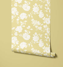 Load image into Gallery viewer, Cast