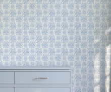 Load image into Gallery viewer, Crede