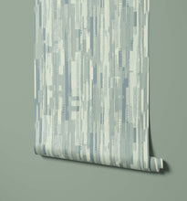 Load image into Gallery viewer, Chester
